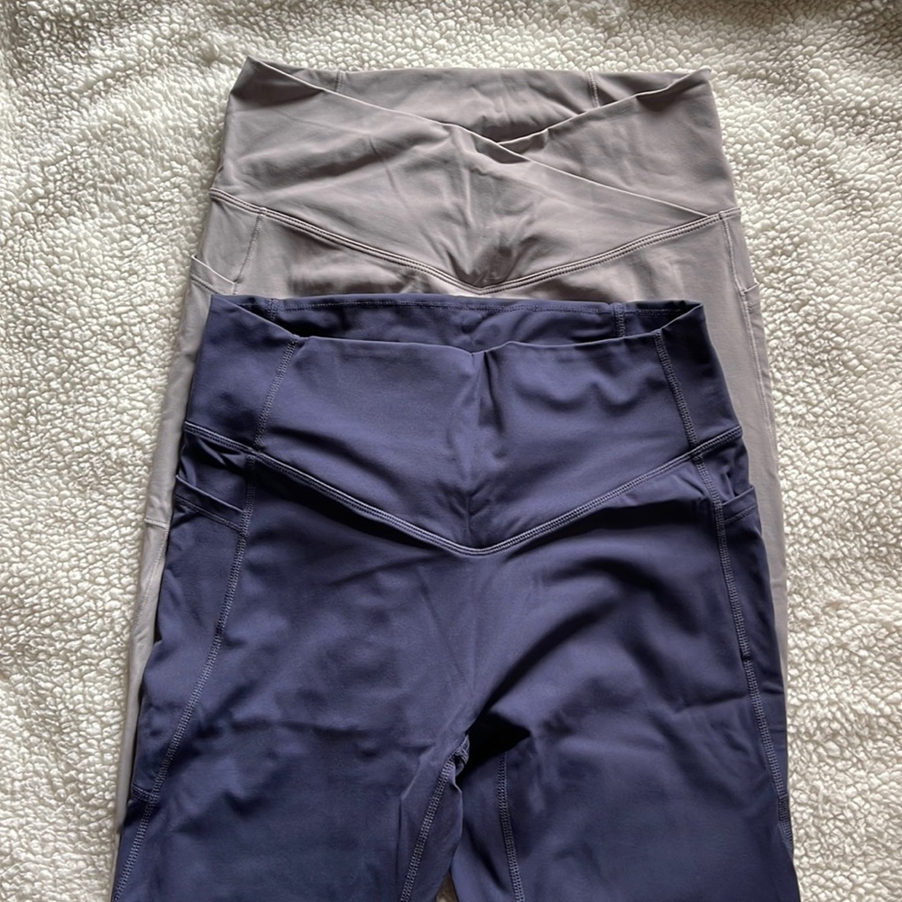 2 Halara leggings size L